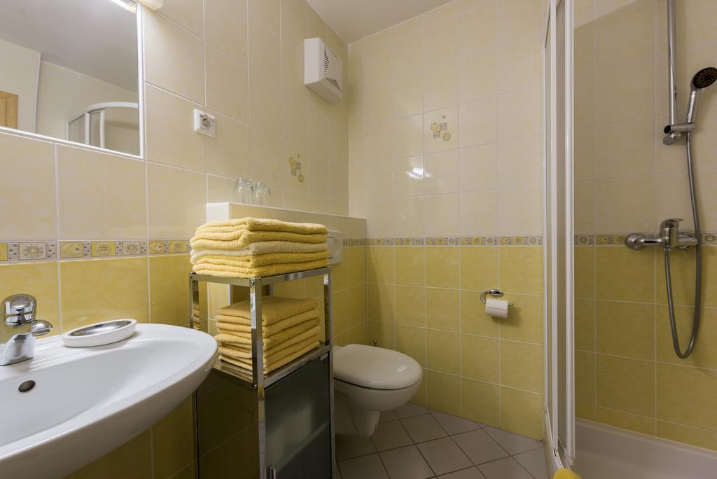 Apartments モラフスケ・トプリツェ エクステリア 写真