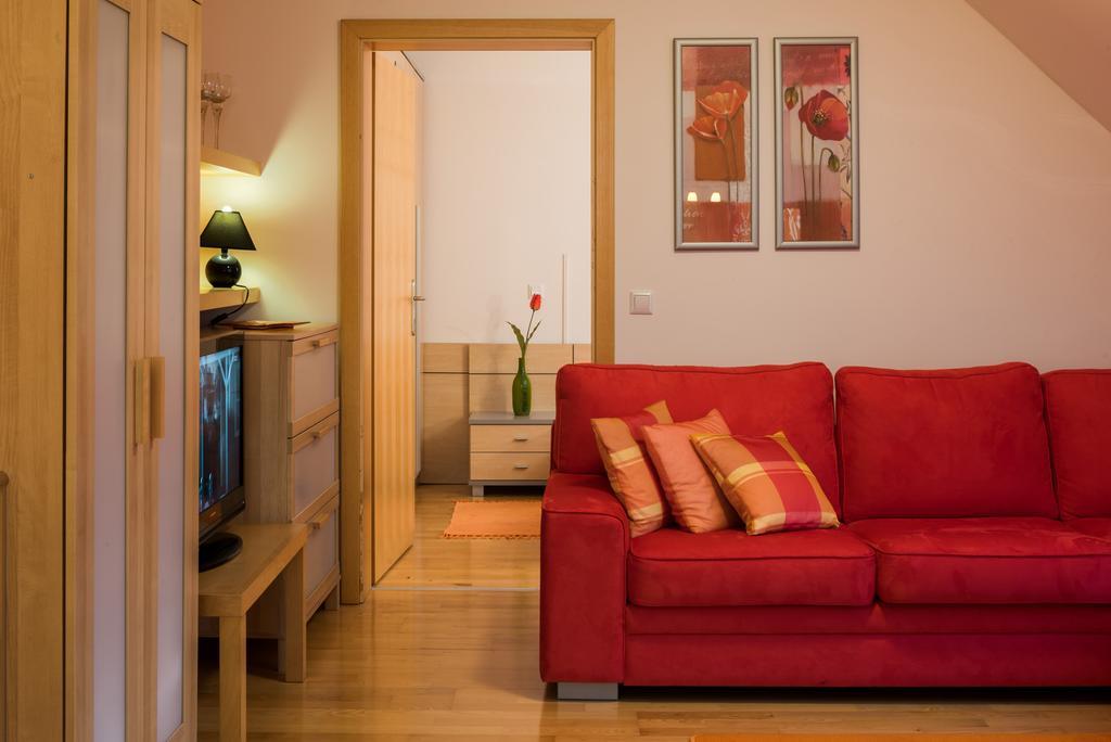 Apartments モラフスケ・トプリツェ エクステリア 写真